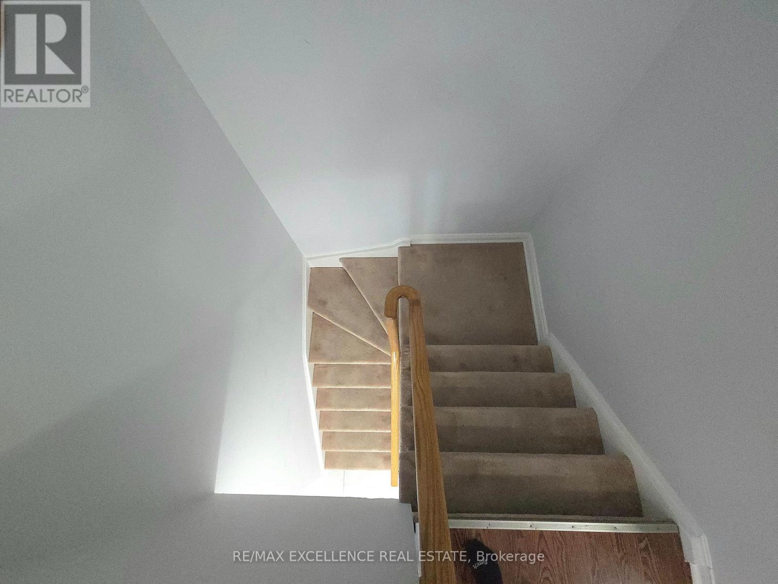 6 Stalbridge Avenue, Brampton, Ontario  L6Y 4H1 - Photo 21 - W13411776