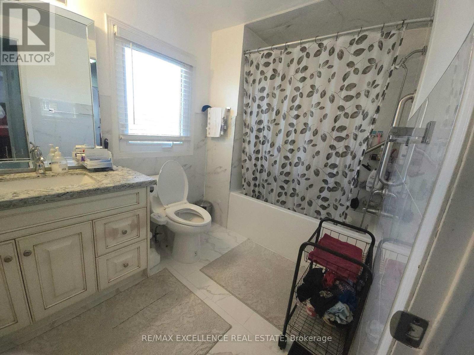 6 Stalbridge Avenue, Brampton, Ontario  L6Y 4H1 - Photo 22 - W13411776