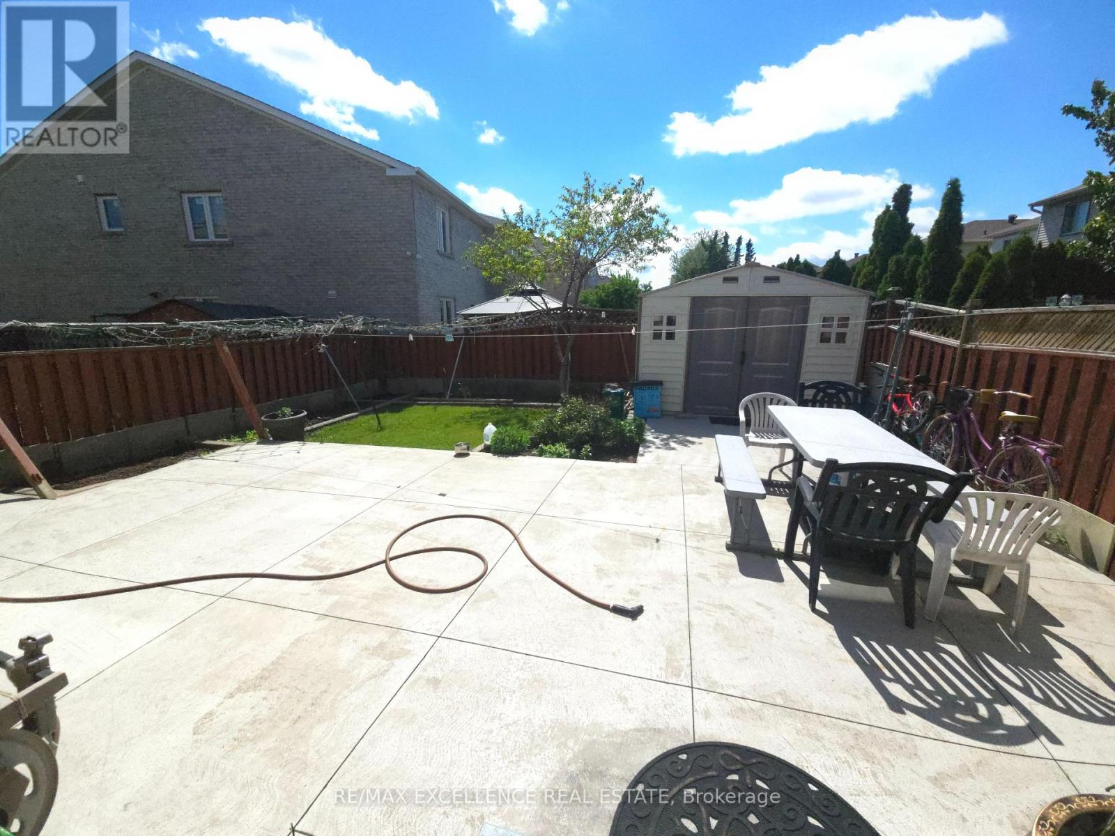 6 Stalbridge Avenue, Brampton, Ontario  L6Y 4H1 - Photo 33 - W13411776