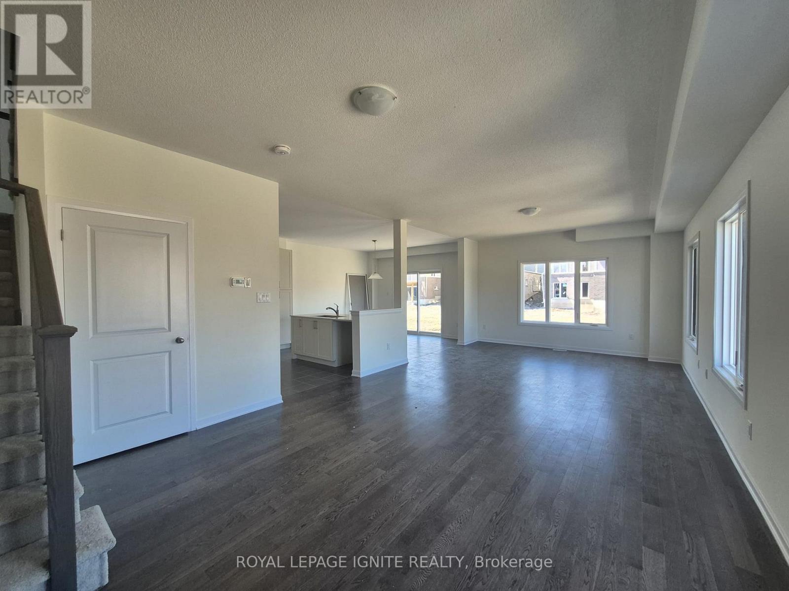 25 Royal Oak Crescent, Loyalist, Ontario  K0H 1G0 - Photo 5 - X13240442