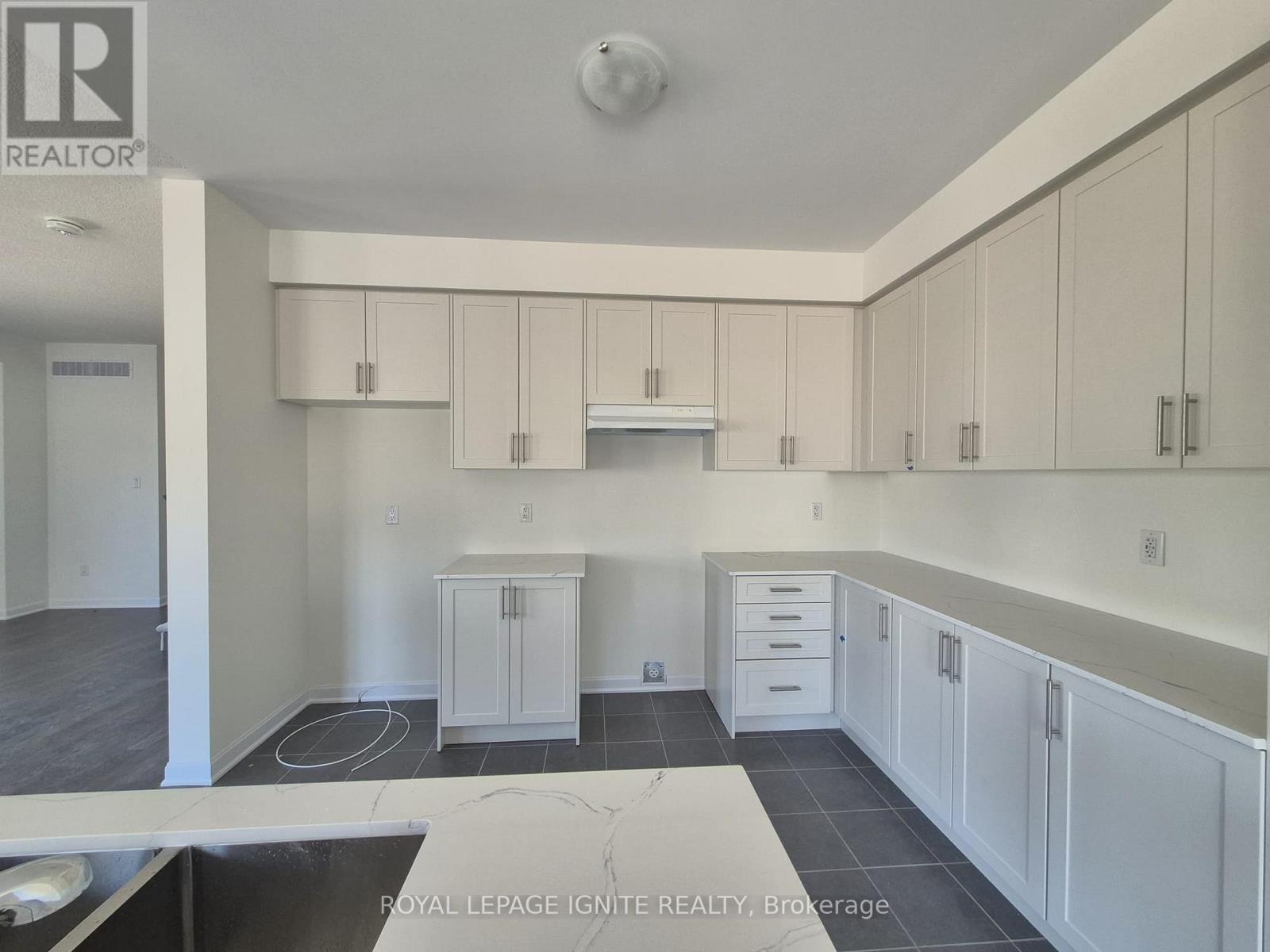 25 Royal Oak Crescent, Loyalist, Ontario  K0H 1G0 - Photo 9 - X13240442