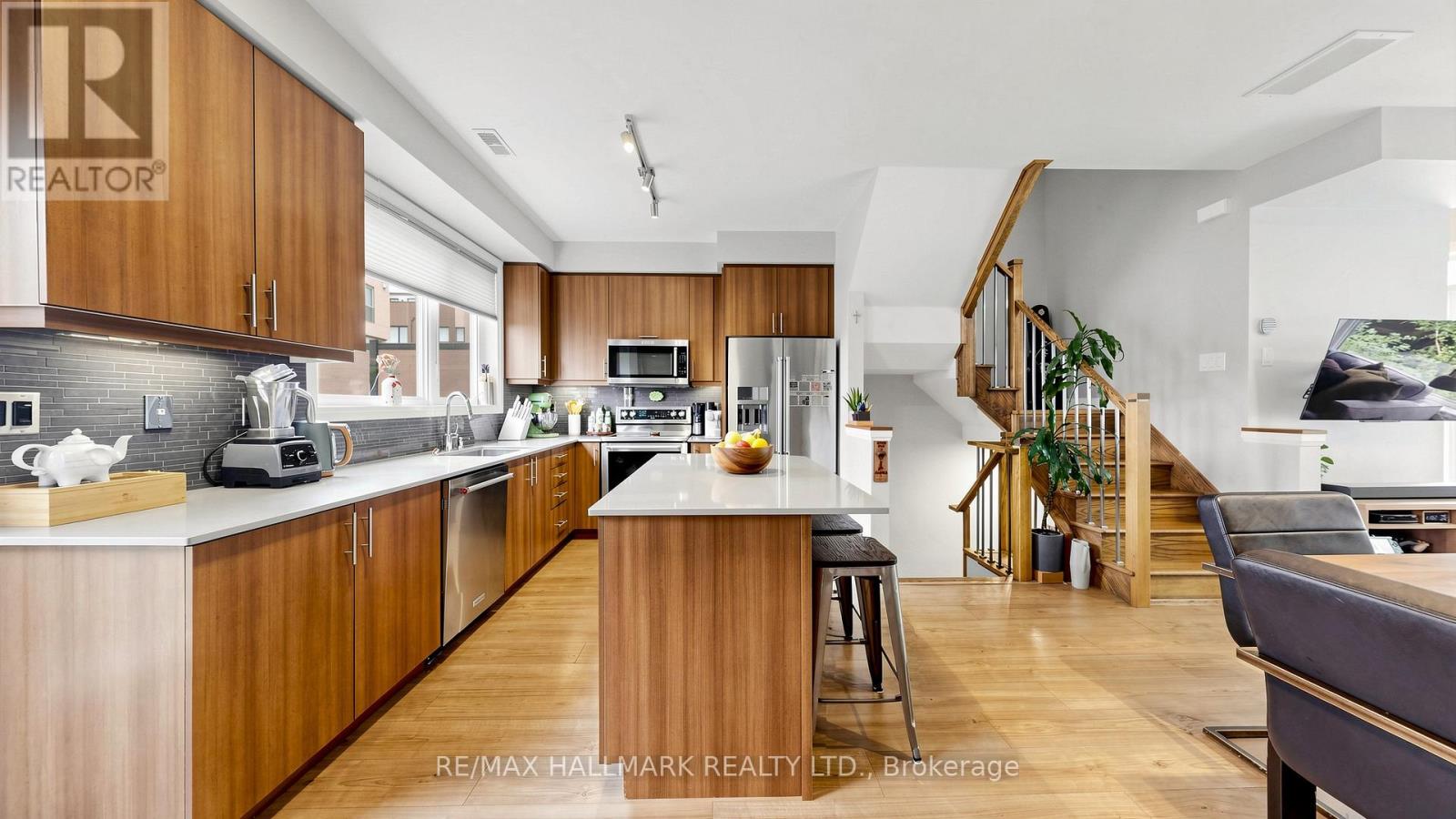 26 Caroline Carpenter Grove, Toronto, Ontario  M3K 0B1 - Photo 9 - W13246470