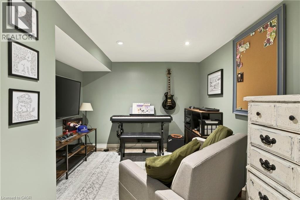 50 East 36th Street, Hamilton, Ontario  L8V 3Y9 - Photo 25 - 40835691