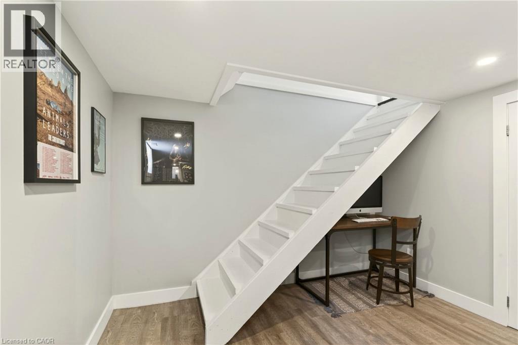 50 East 36th Street, Hamilton, Ontario  L8V 3Y9 - Photo 23 - 40835691