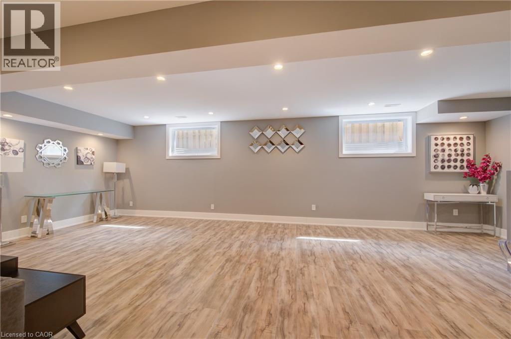 392 Allenby Court, Waterloo, Ontario  N2K 3J8 - Photo 27 - 40836571