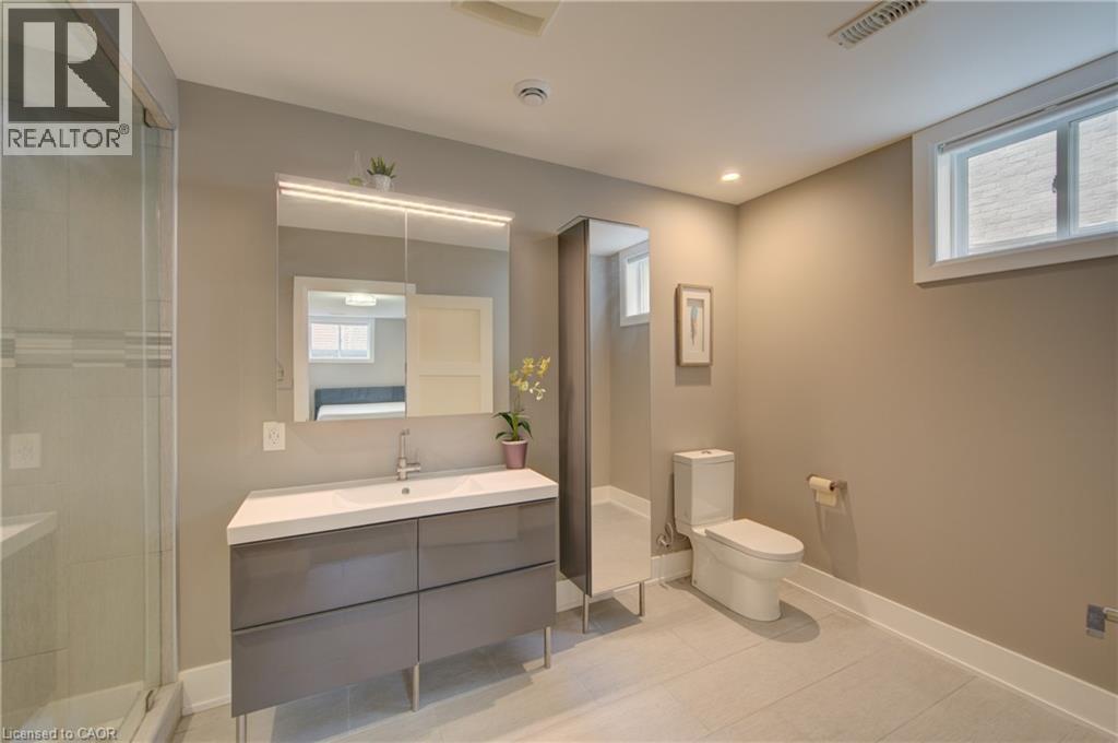 392 Allenby Court, Waterloo, Ontario  N2K 3J8 - Photo 36 - 40836571