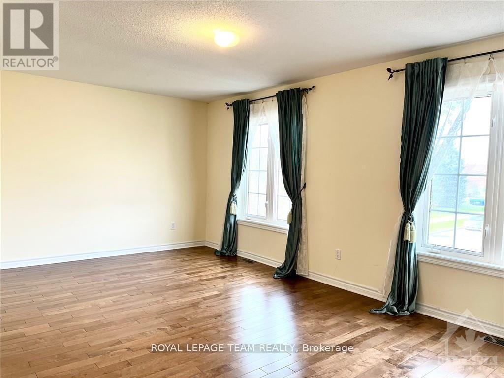 39 Bellrock Drive, Ottawa, Ontario K2K 3J4 - Photo 15 - X13411794