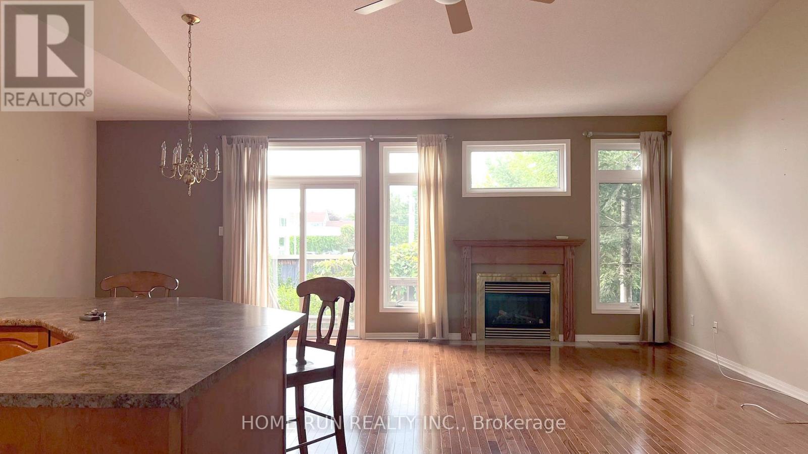 302 Wisteria Crescent, Ottawa, Ontario K1V 0N4 - Photo 13 - X13411798