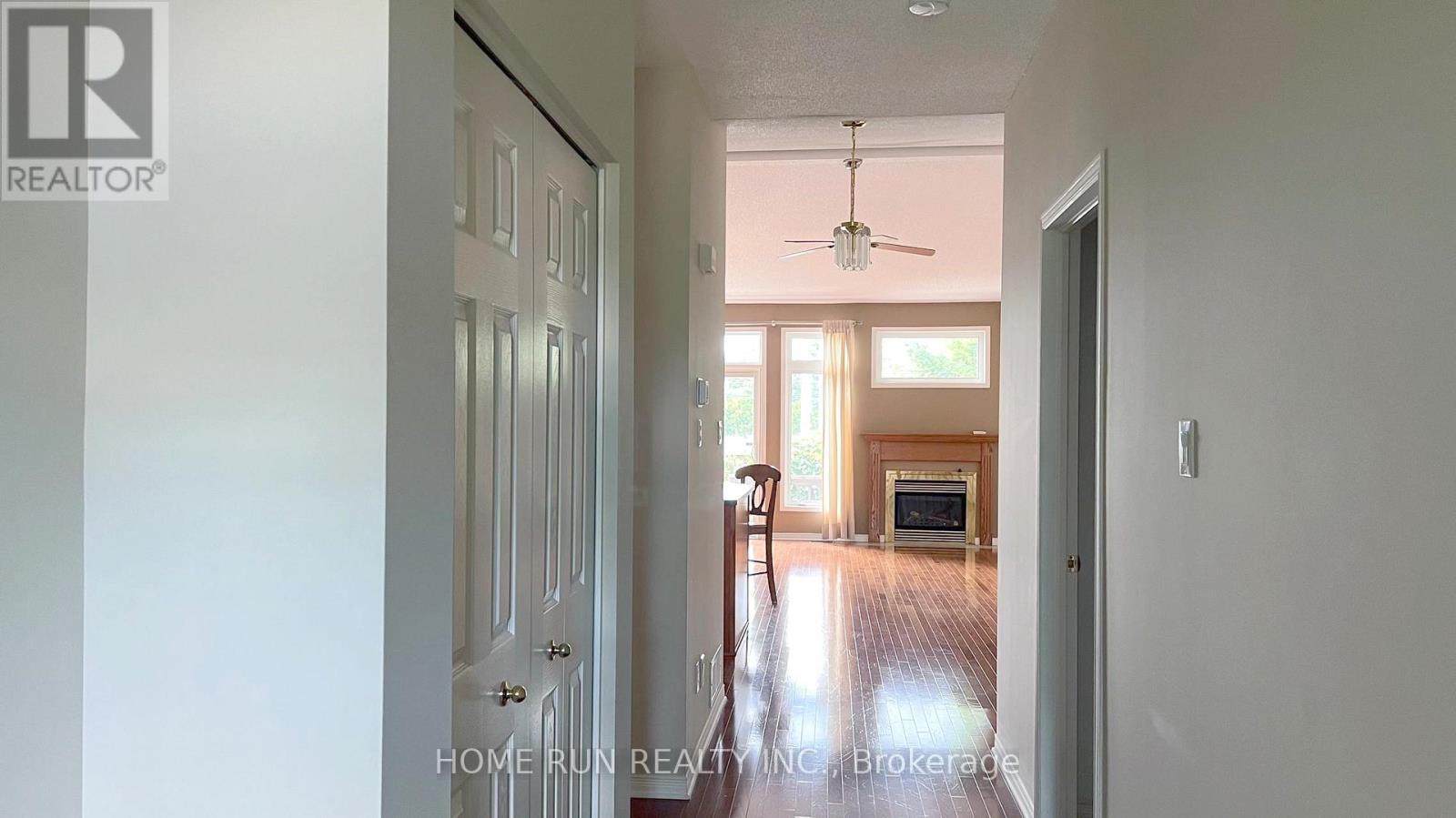 302 Wisteria Crescent, Ottawa, Ontario K1V 0N4 - Photo 5 - X13411798