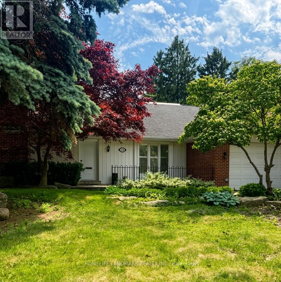 79 Anglesey Boulevard, Toronto, Ontario  M9A 3C2 - Photo 2 - W13411802