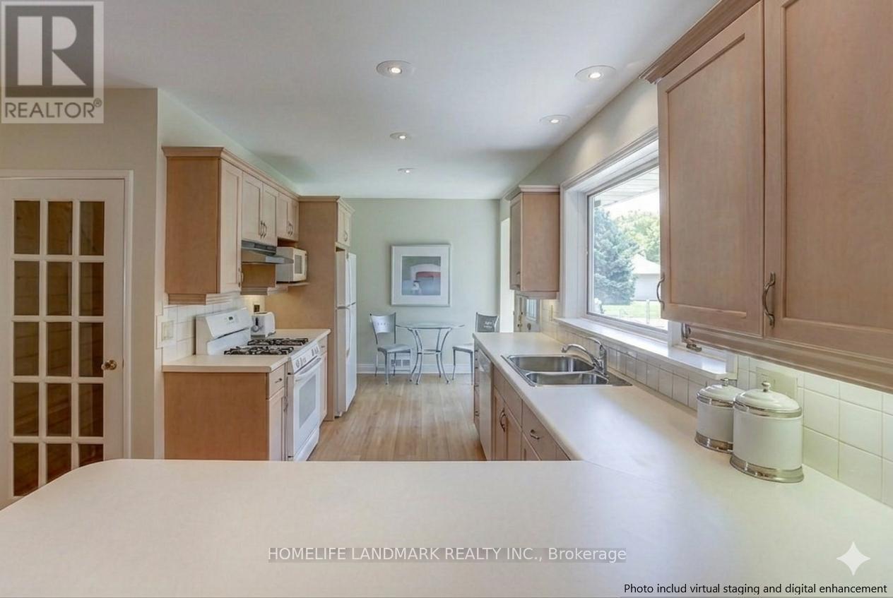 79 Anglesey Boulevard, Toronto, Ontario  M9A 3C2 - Photo 6 - W13411802