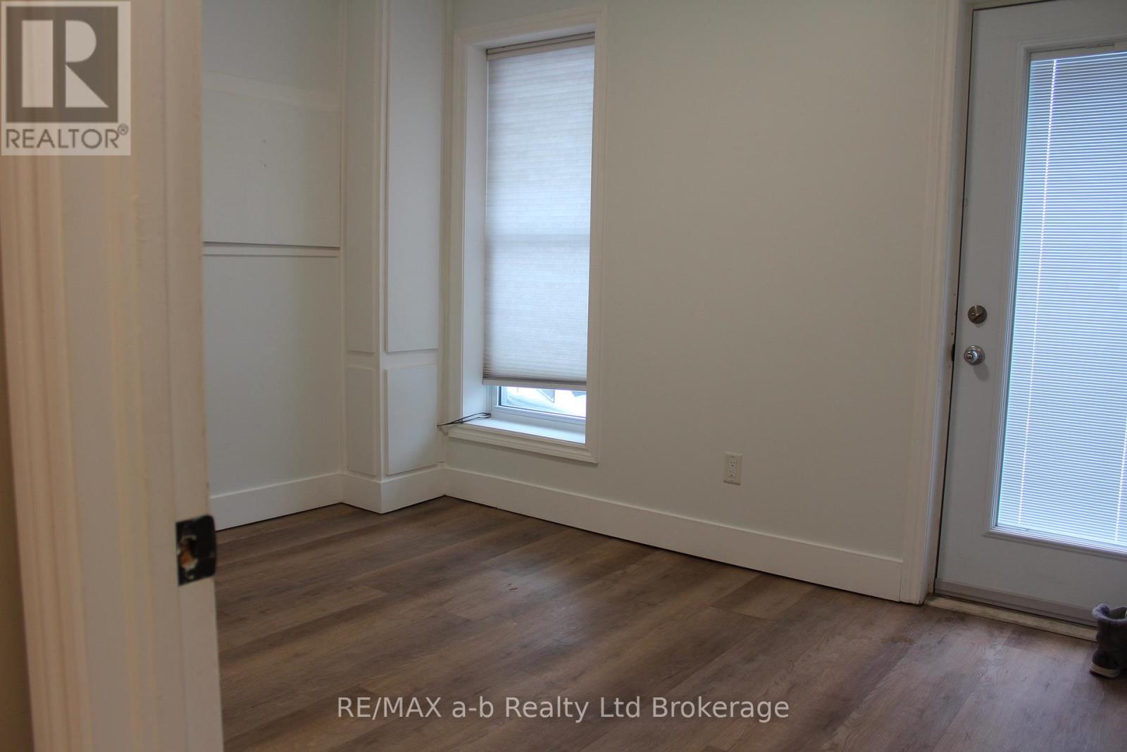 2 - 391 Dundas Street, Woodstock, Ontario  N4S 1B6 - Photo 10 - X13411826