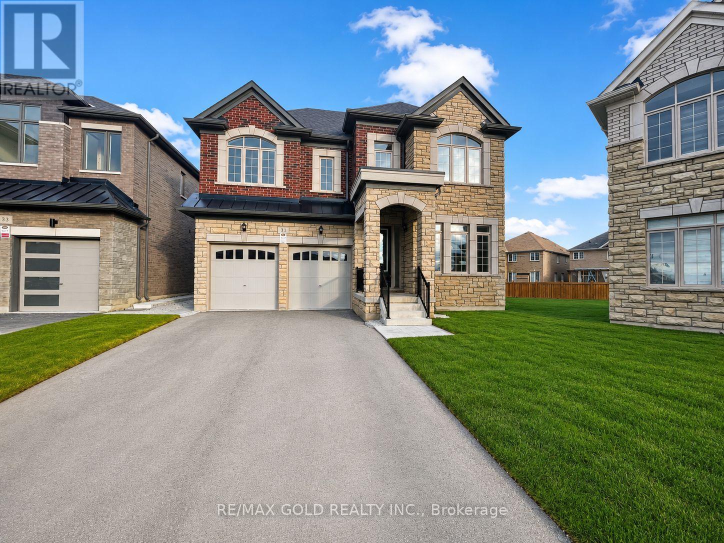 31 Dolomite Drive, Brampton, Ontario  L6P 4R6 - Photo 2 - W13299914