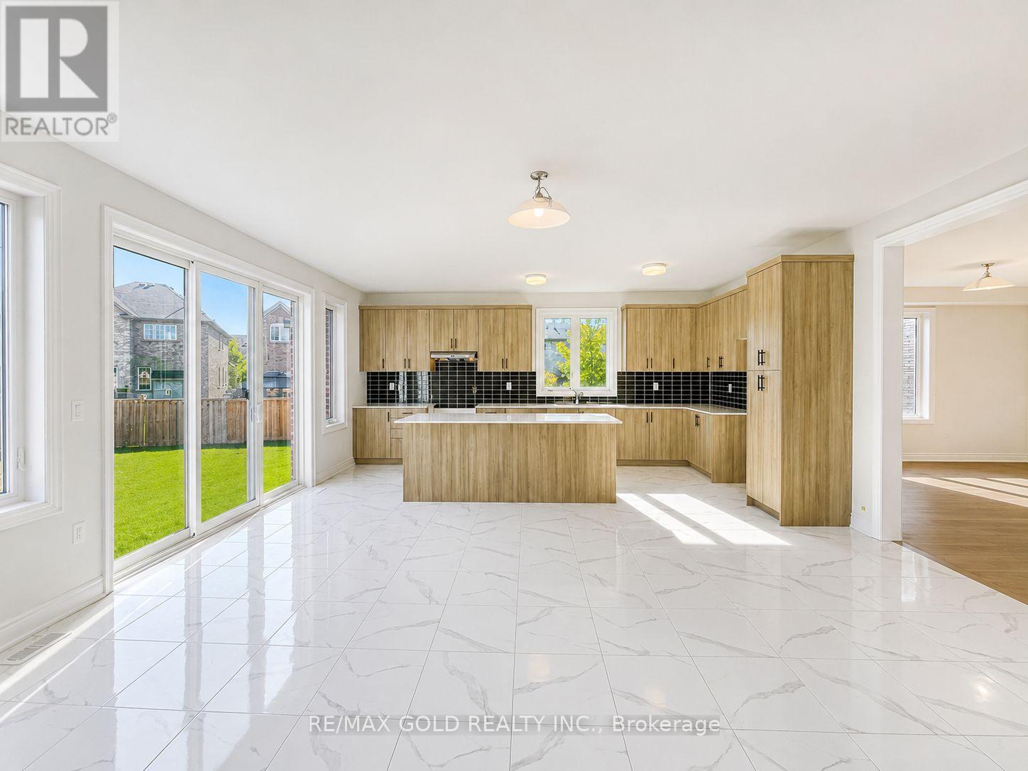 31 Dolomite Drive, Brampton, Ontario  L6P 4R6 - Photo 11 - W13299914