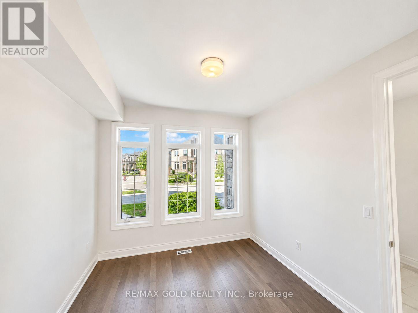 31 Dolomite Drive, Brampton, Ontario  L6P 4R6 - Photo 17 - W13299914