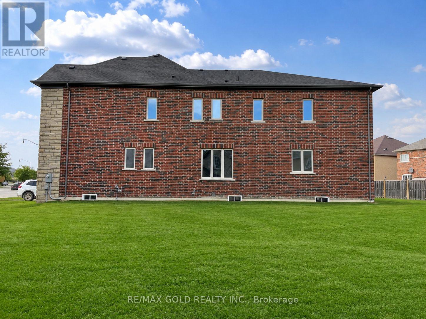 31 DOLOMITE DRIVE, Brampton, Ontario