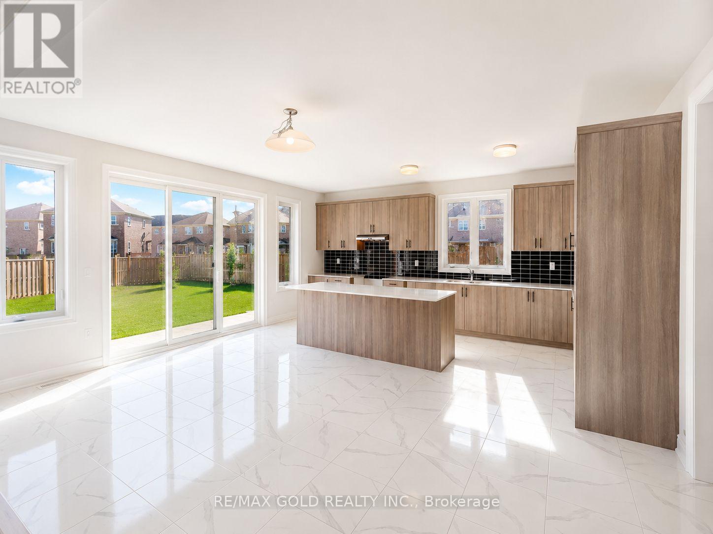 31 Dolomite Drive, Brampton, Ontario  L6P 4R6 - Photo 4 - W13299914