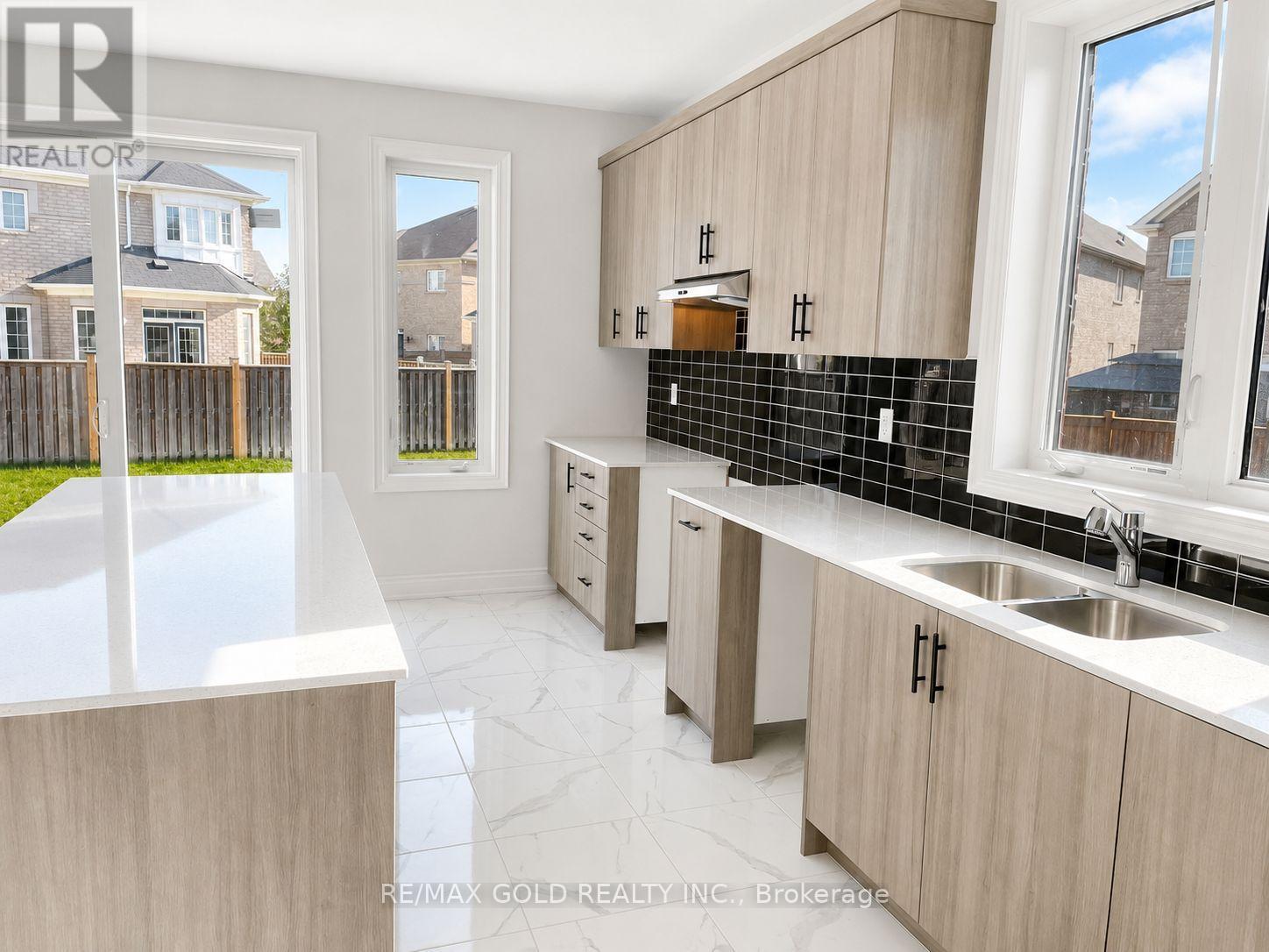 31 Dolomite Drive, Brampton, Ontario  L6P 4R6 - Photo 7 - W13299914