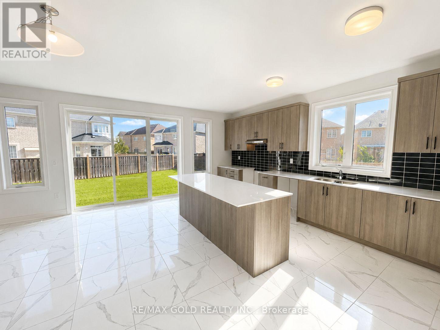 31 Dolomite Drive, Brampton, Ontario  L6P 4R6 - Photo 6 - W13299914