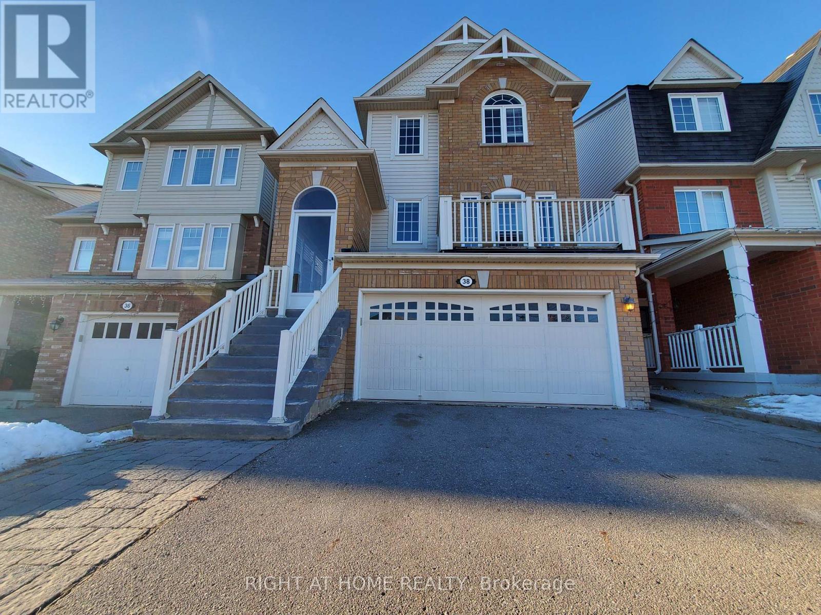 BSMT - 38 CLIFF GUNN ROAD, Newmarket, Ontario