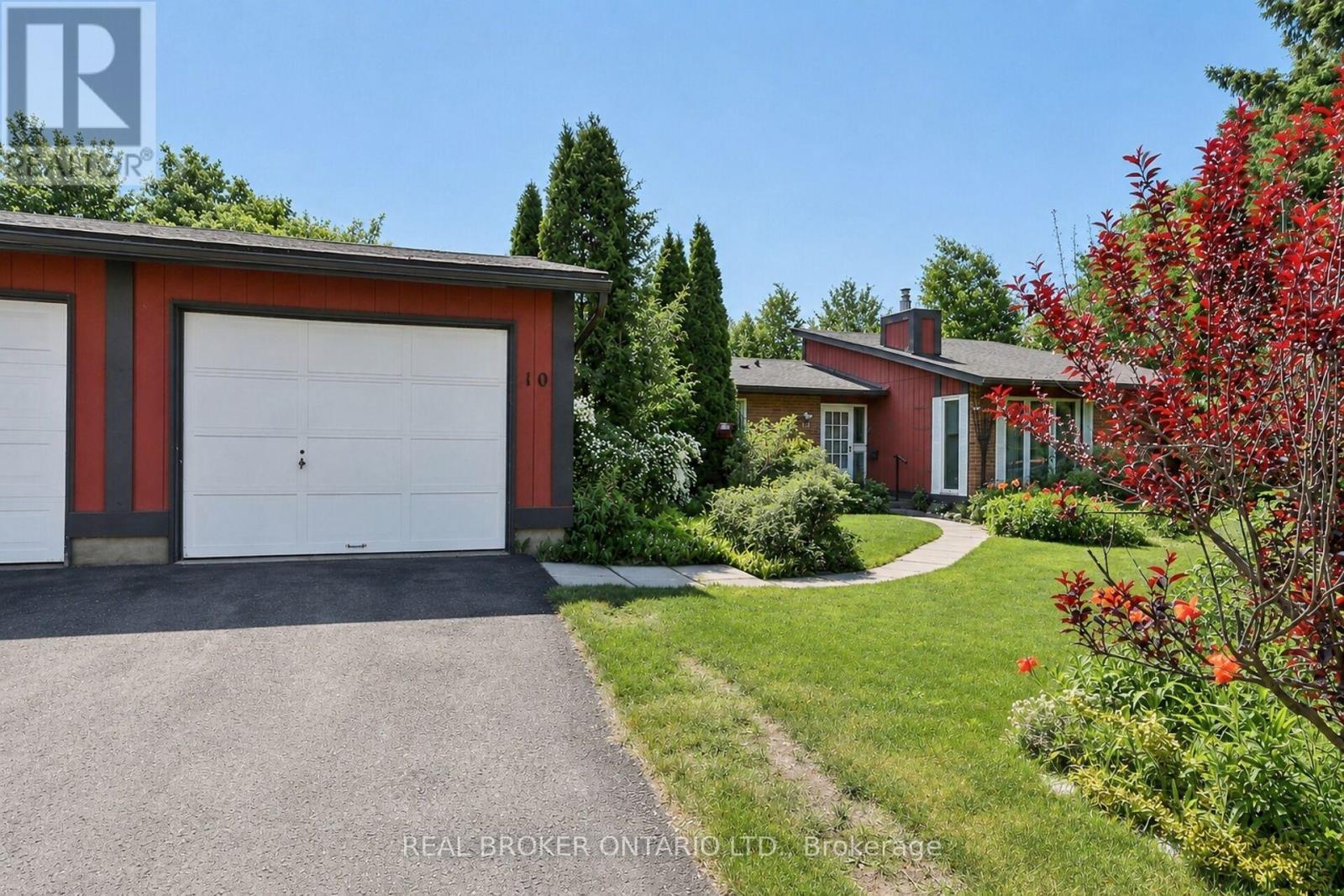 10 Amundsen Crescent, Ottawa, Ontario  K2L 1A7 - Photo 2 - X12970232
