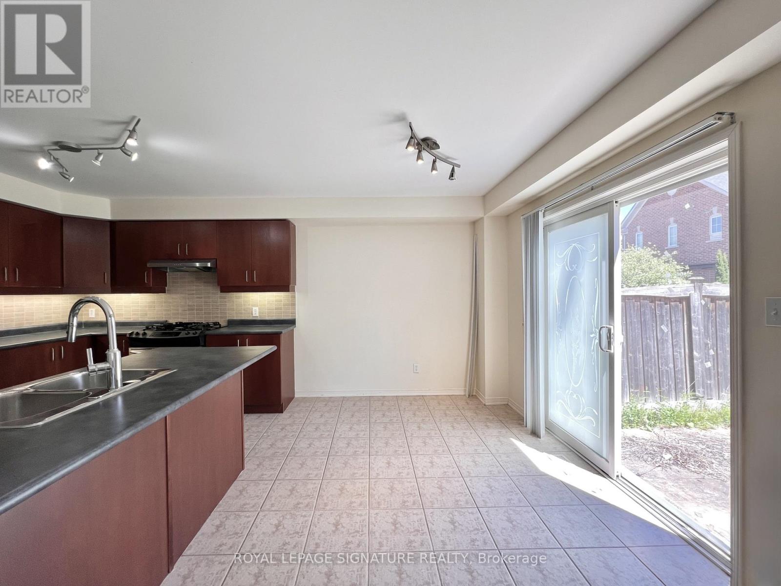 99 Tansley Crescent, Ajax, Ontario  L1Z 1Y4 - Photo 13 - E13411860