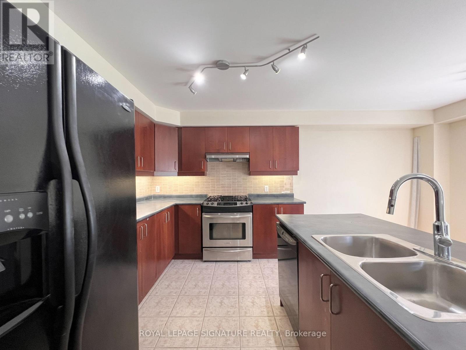 99 Tansley Crescent, Ajax, Ontario  L1Z 1Y4 - Photo 16 - E13411860
