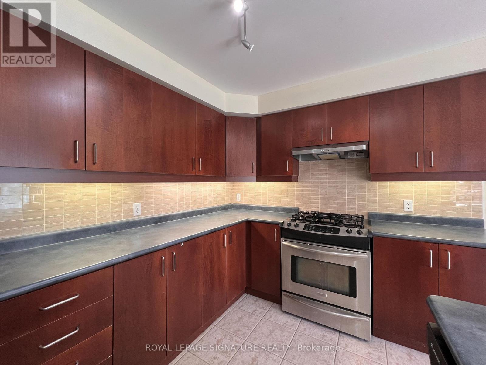 99 Tansley Crescent, Ajax, Ontario  L1Z 1Y4 - Photo 17 - E13411860