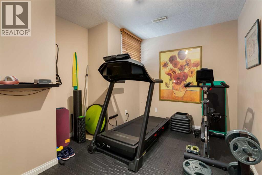 52 Silver Brook Drive Nw, Calgary, Alberta  T3B 3H3 - Photo 38 - A2318202