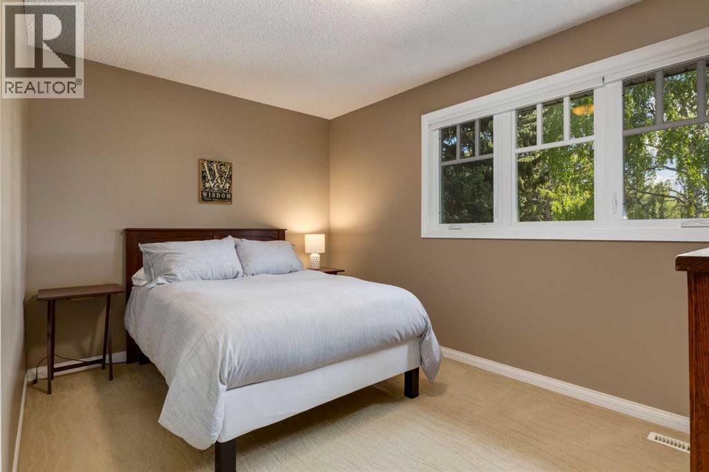 52 Silver Brook Drive Nw, Calgary, Alberta  T3B 3H3 - Photo 25 - A2318202