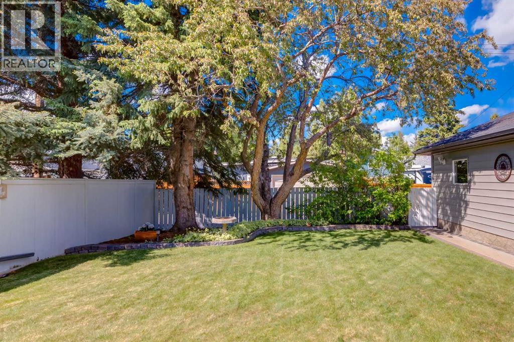 52 Silver Brook Drive Nw, Calgary, Alberta  T3B 3H3 - Photo 45 - A2318202