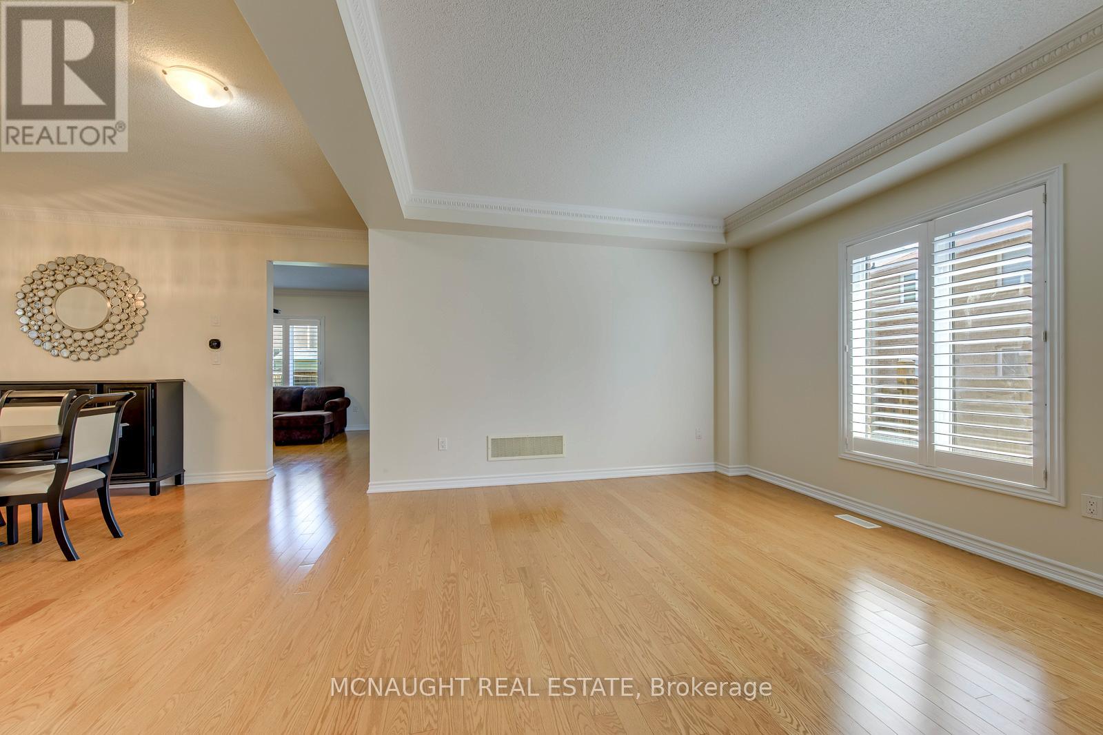 200 Bellchase Trail, Brampton, Ontario  L6P 3S1 - Photo 5 - W13411862