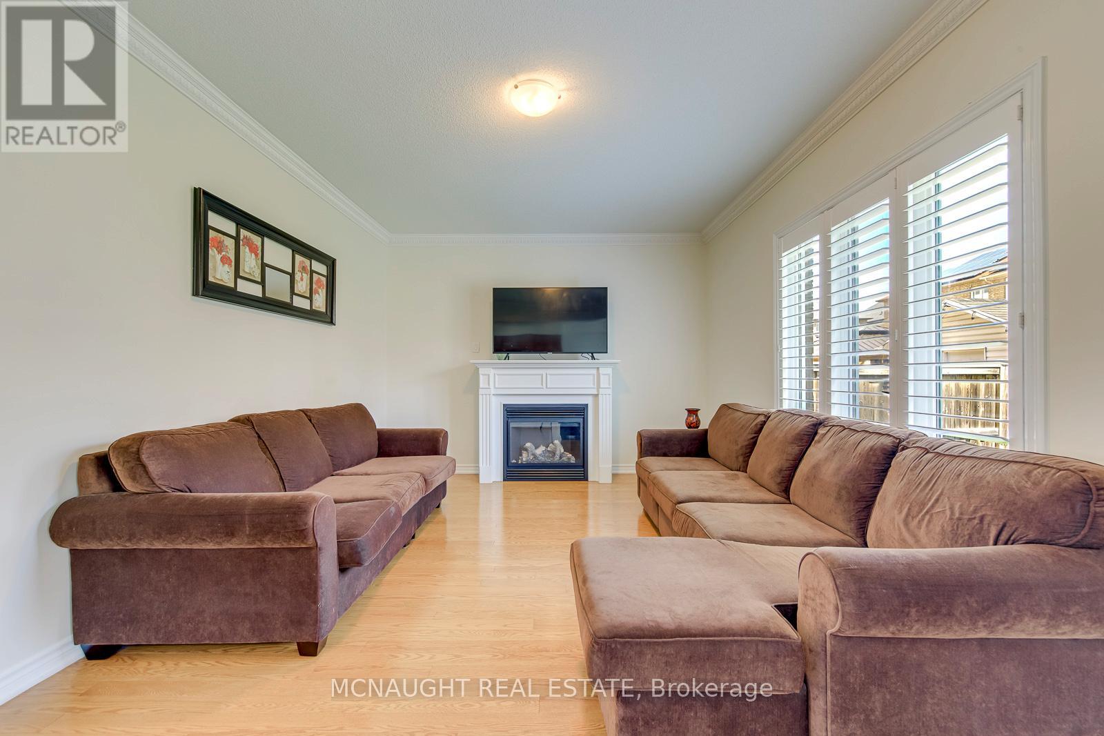 200 Bellchase Trail, Brampton, Ontario  L6P 3S1 - Photo 8 - W13411862