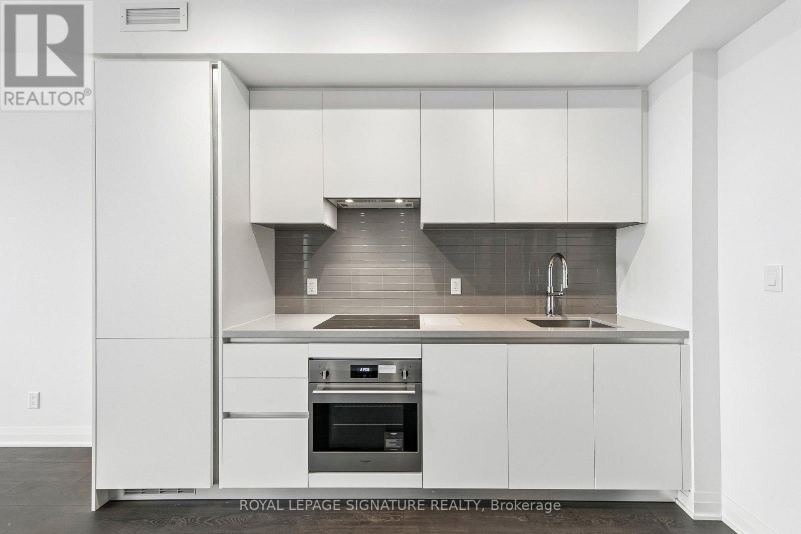 5605 - 4015 The Exchange, Mississauga, Ontario  L5B 0N9 - Photo 10 - W13411874