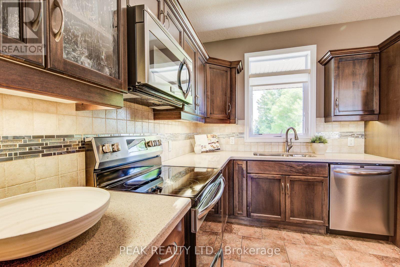 355 Woodstock Street S, East Zorra-Tavistock, Ontario  N0B 2R0 - Photo 18 - X13246646