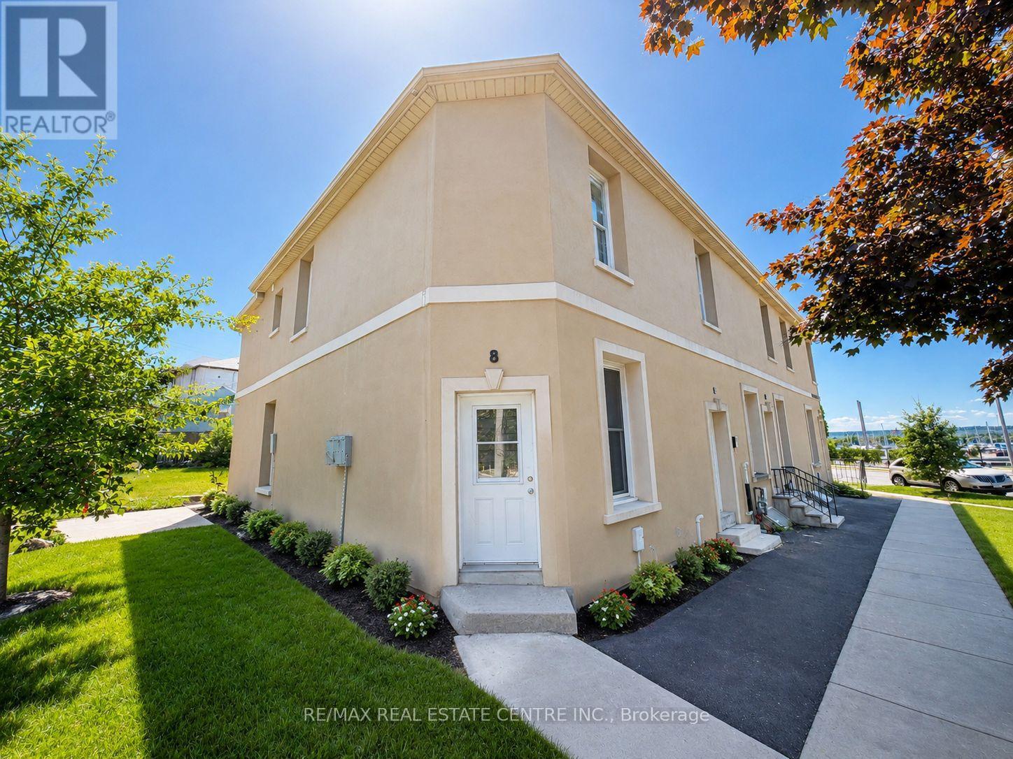 8 BROCK STREET, Hamilton, Ontario