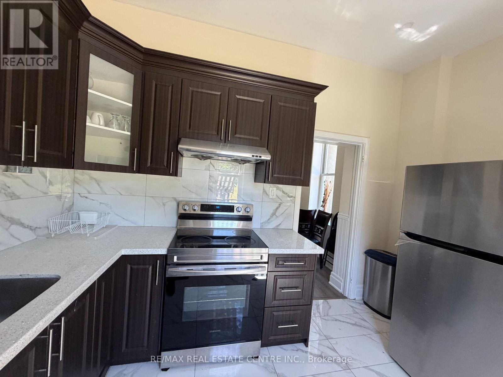 8 Brock Street, Hamilton, Ontario  L8L 4L4 - Photo 6 - X13411854