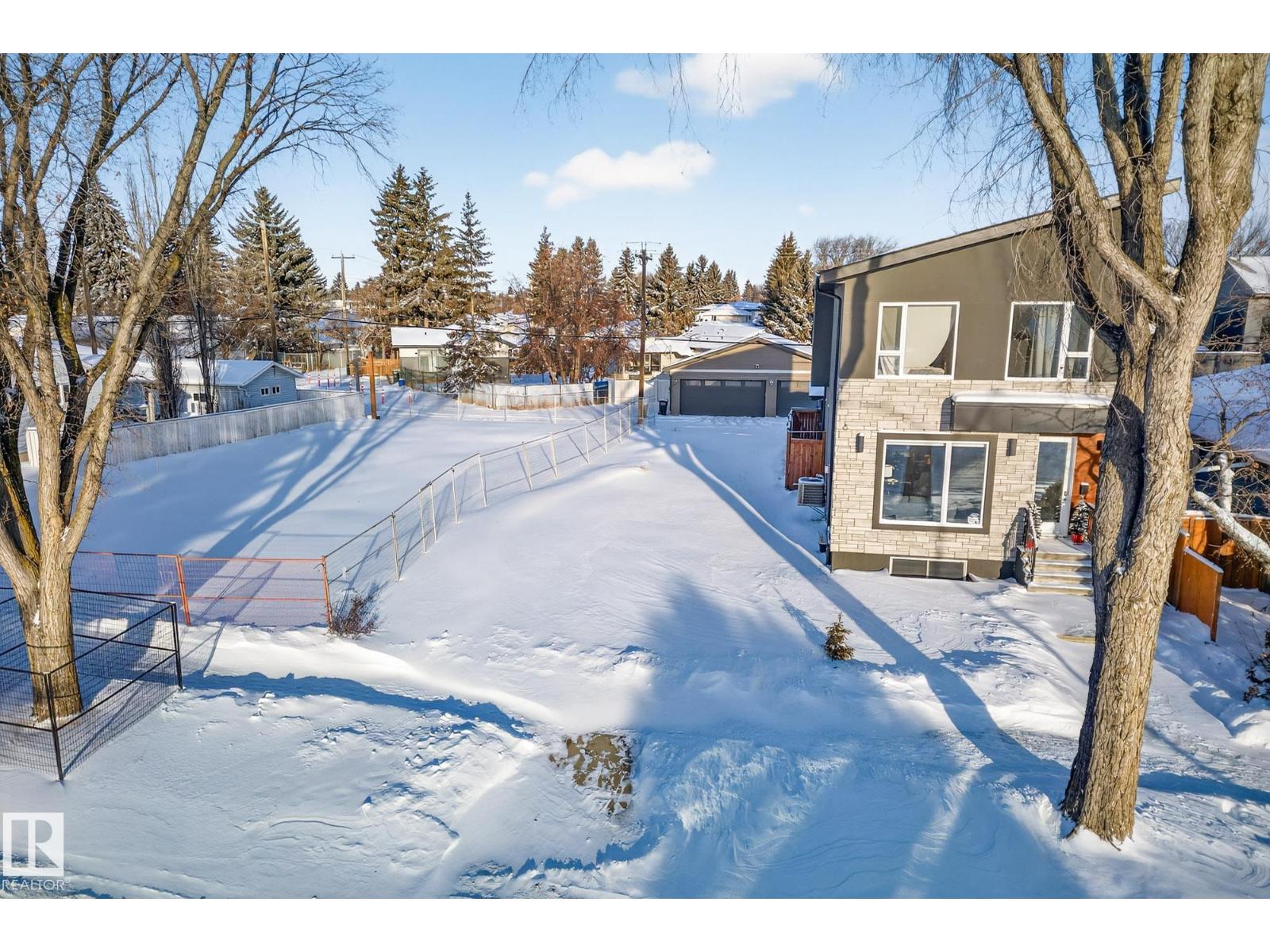 14726 91 Av NW, Edmonton, Alberta  T5R 4Z1 - Photo 2 - E4468455