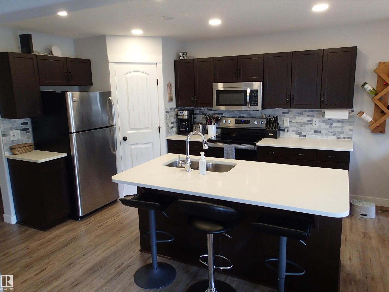 17348 8 Av Sw, Edmonton, Alberta  T6W 0M9 - Photo 7 - E4491064