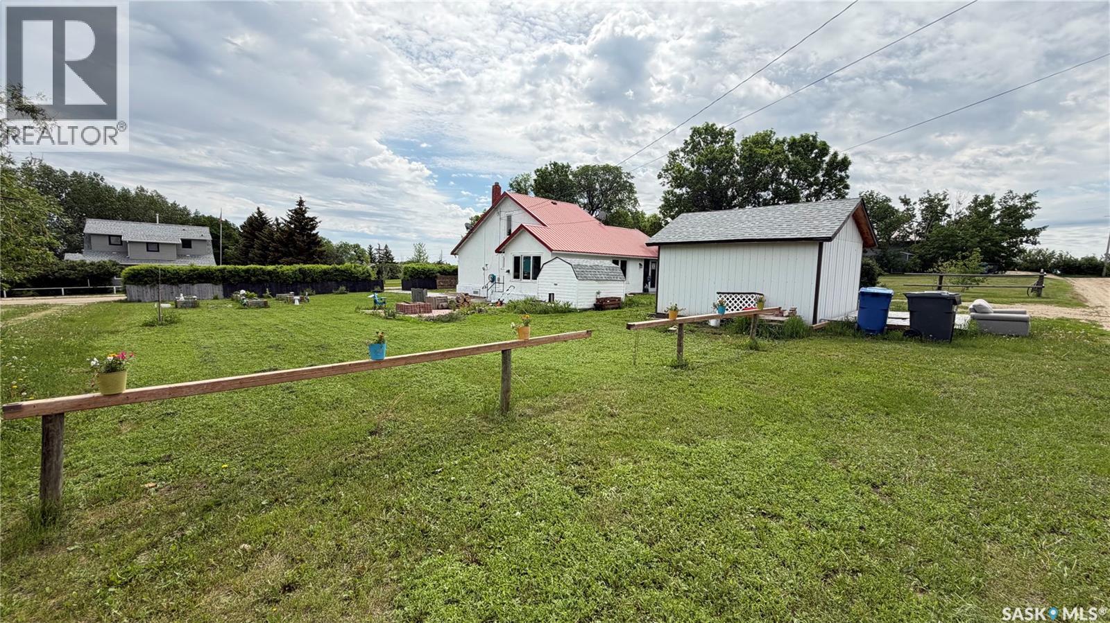 58 2nd Street, Tompkins, Saskatchewan S0N 2S0 - Photo 7 - SK030464
