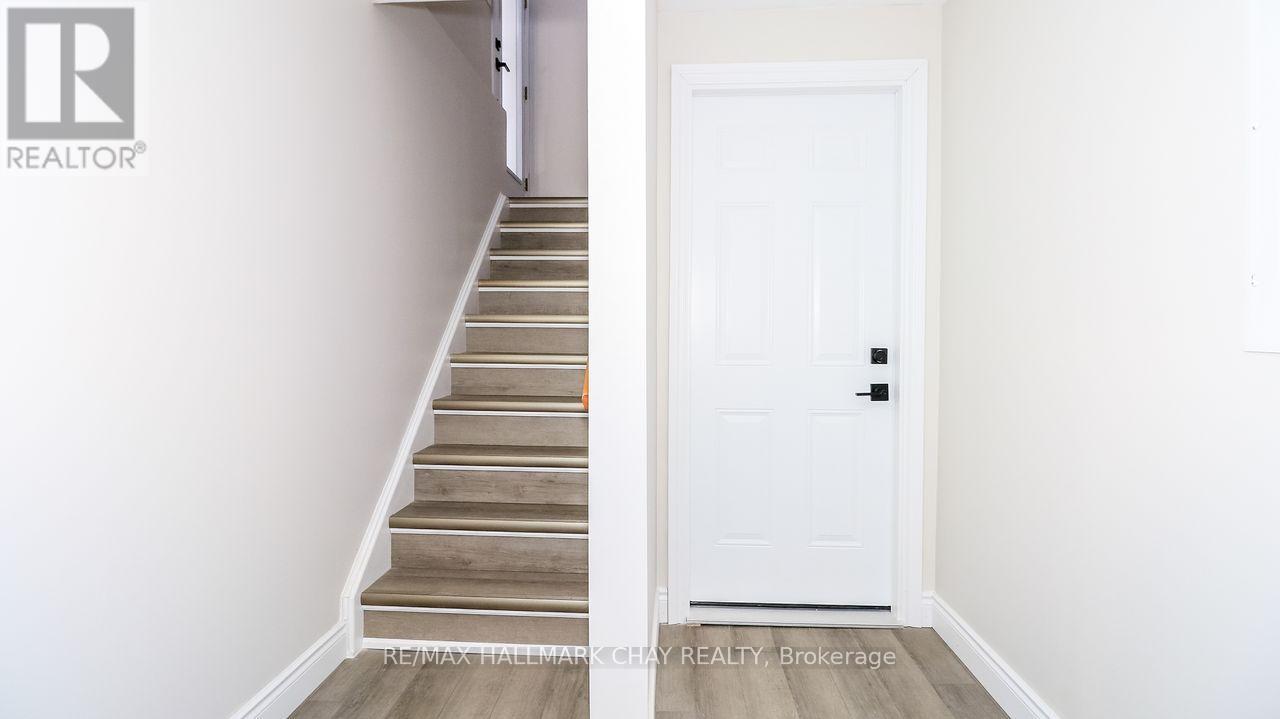 B-Lower - 30 Stevenson Street, Essa, Ontario  L3W 0P4 - Photo 8 - N13023022