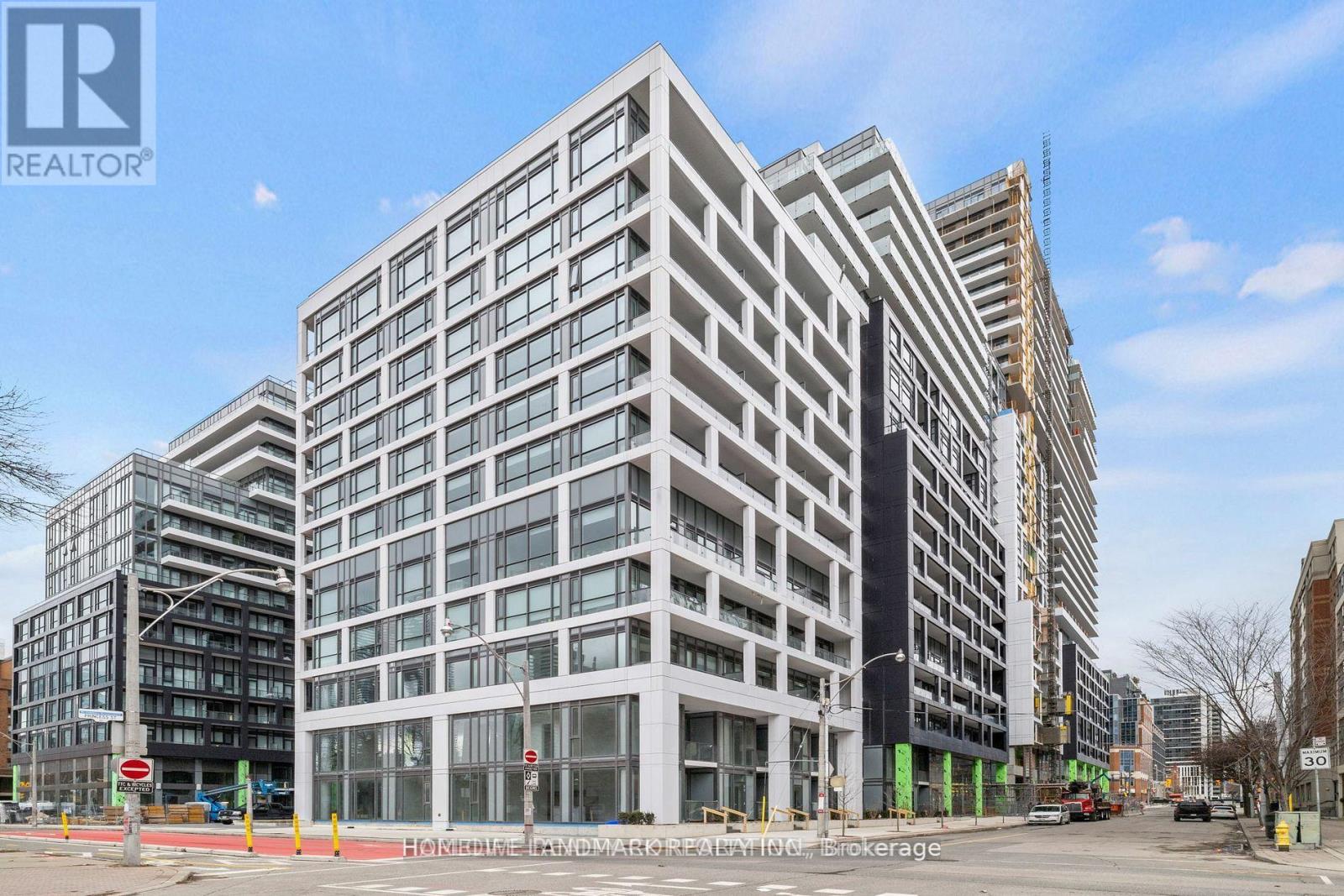 832 - 60 PRINCESS STREET, Toronto, Ontario
