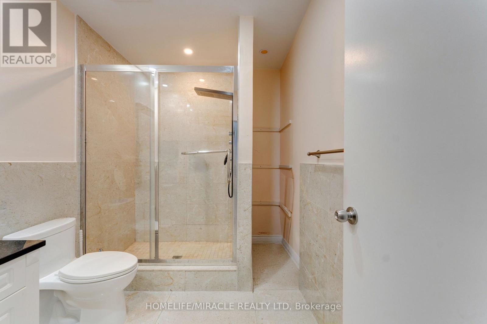 544 Adelaide Avenue, Oshawa, Ontario  L1J 2S3 - Photo 13 - E13411922