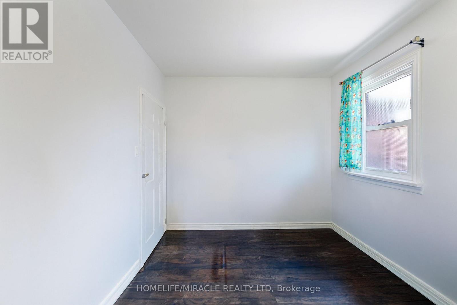 544 Adelaide Avenue, Oshawa, Ontario  L1J 2S3 - Photo 15 - E13411922