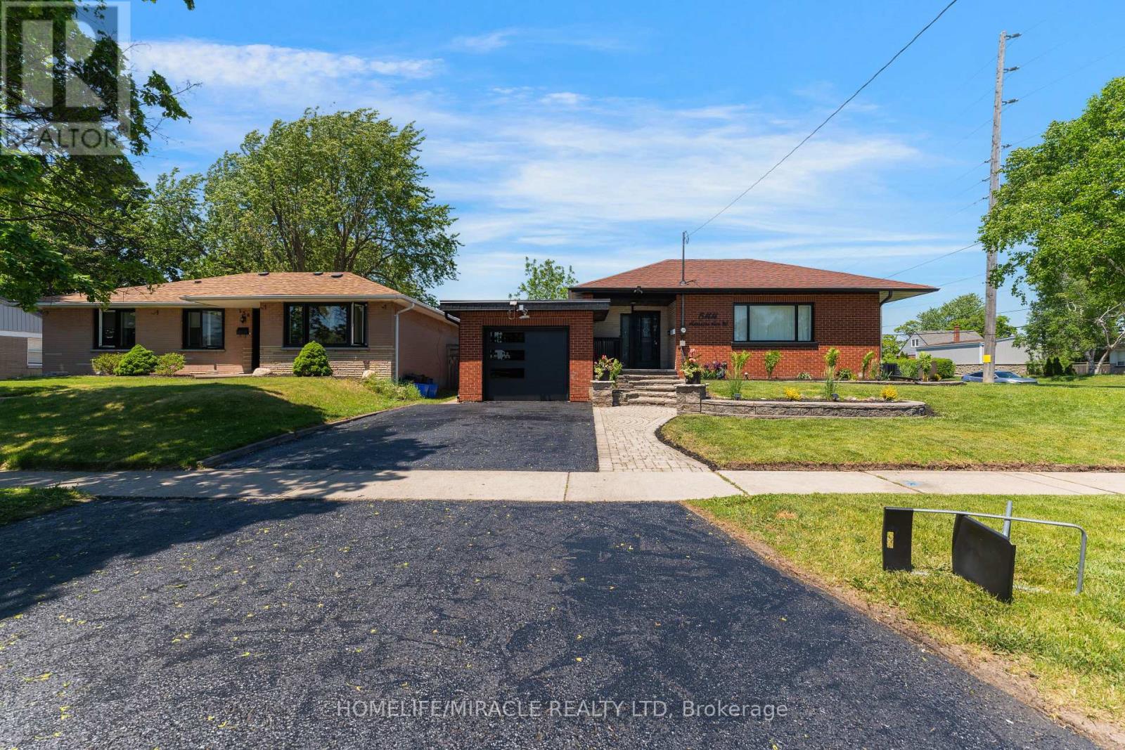 544 Adelaide Avenue, Oshawa, Ontario  L1J 2S3 - Photo 3 - E13411922
