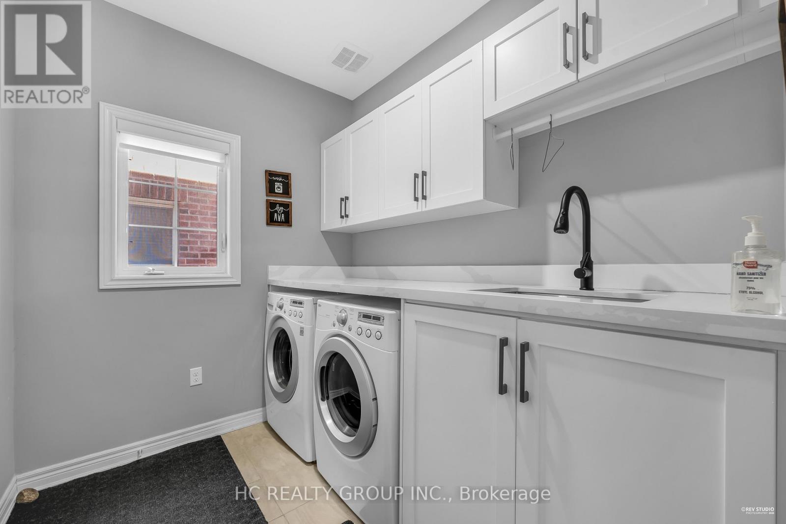 1241 Art Westlake Avenue, Newmarket, Ontario  L3X 0C8 - Photo 20 - N13411916