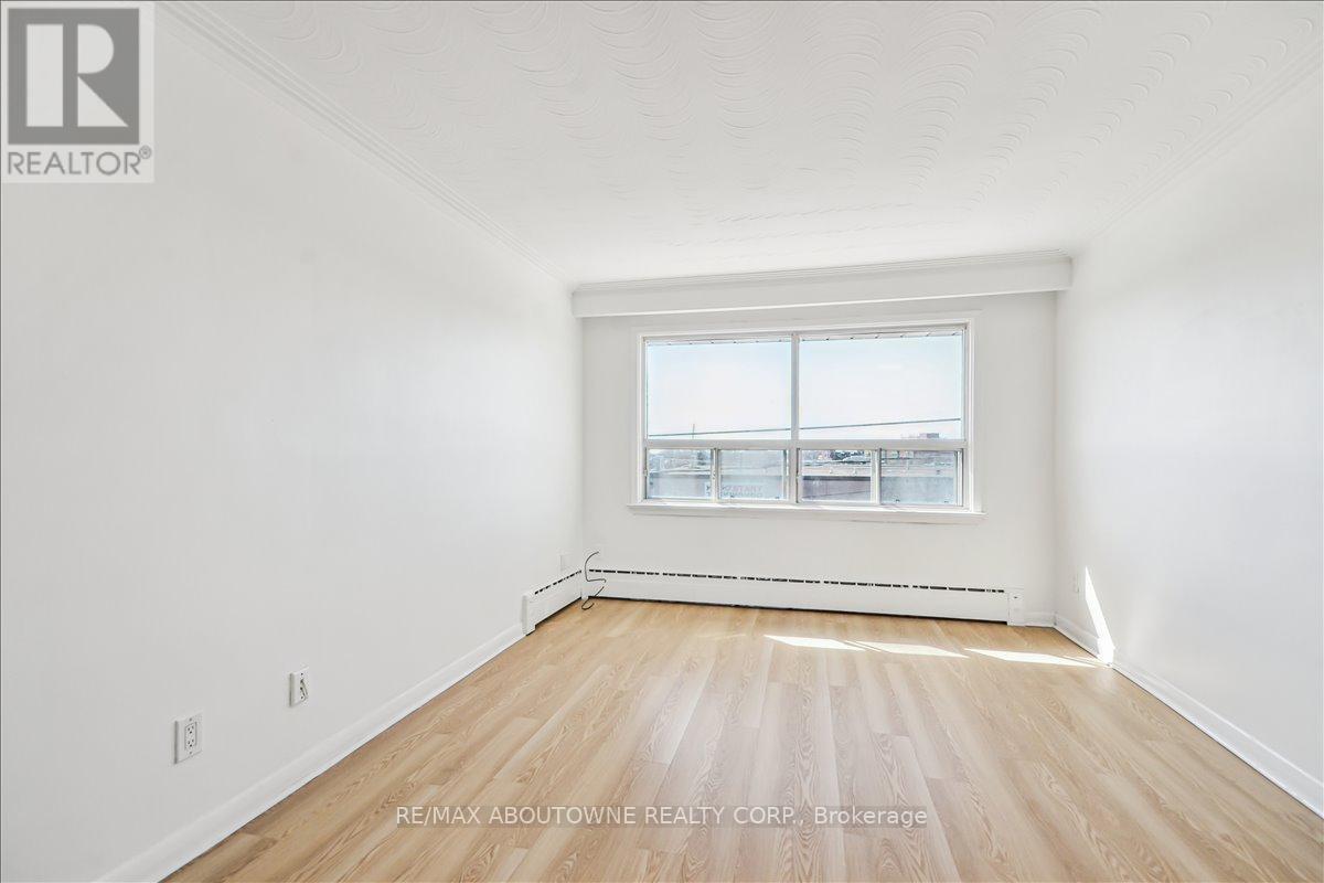5 - 2 Wesley Street, Toronto, Ontario  M8Y 2W3 - Photo 13 - W13411918