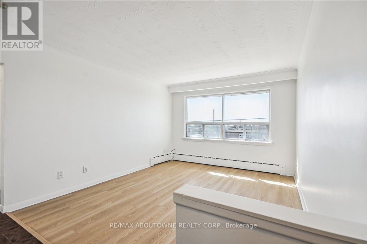 5 - 2 Wesley Street, Toronto, Ontario  M8Y 2W3 - Photo 7 - W13411918