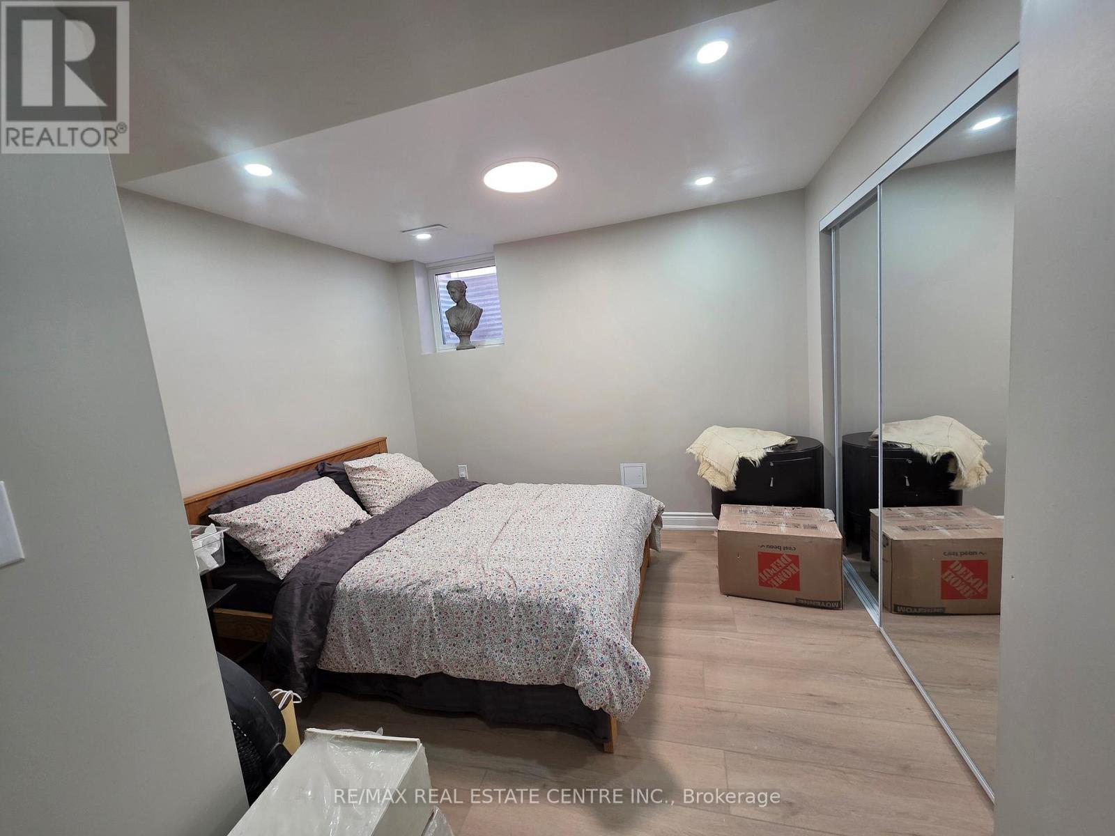 2644 Kinnerton Crescent E, Mississauga, Ontario  L5K 2B2 - Photo 13 - W13411934