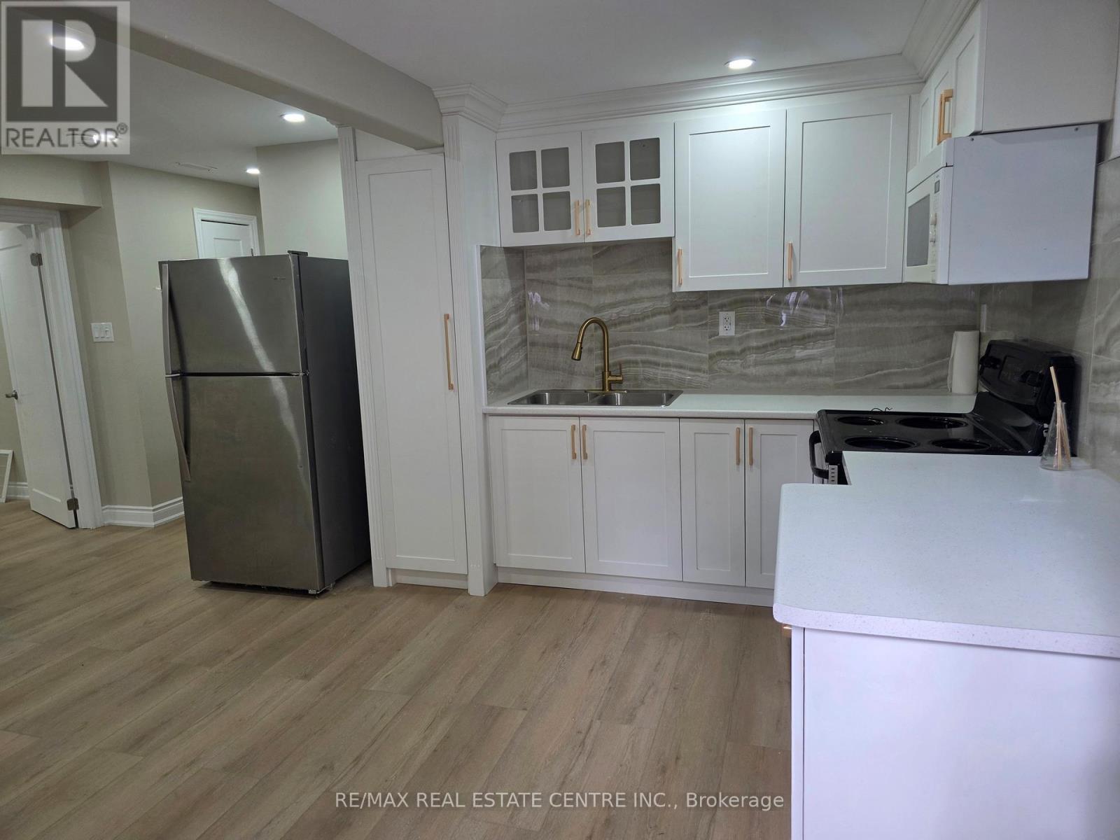 2644 Kinnerton Crescent E, Mississauga, Ontario  L5K 2B2 - Photo 6 - W13411934